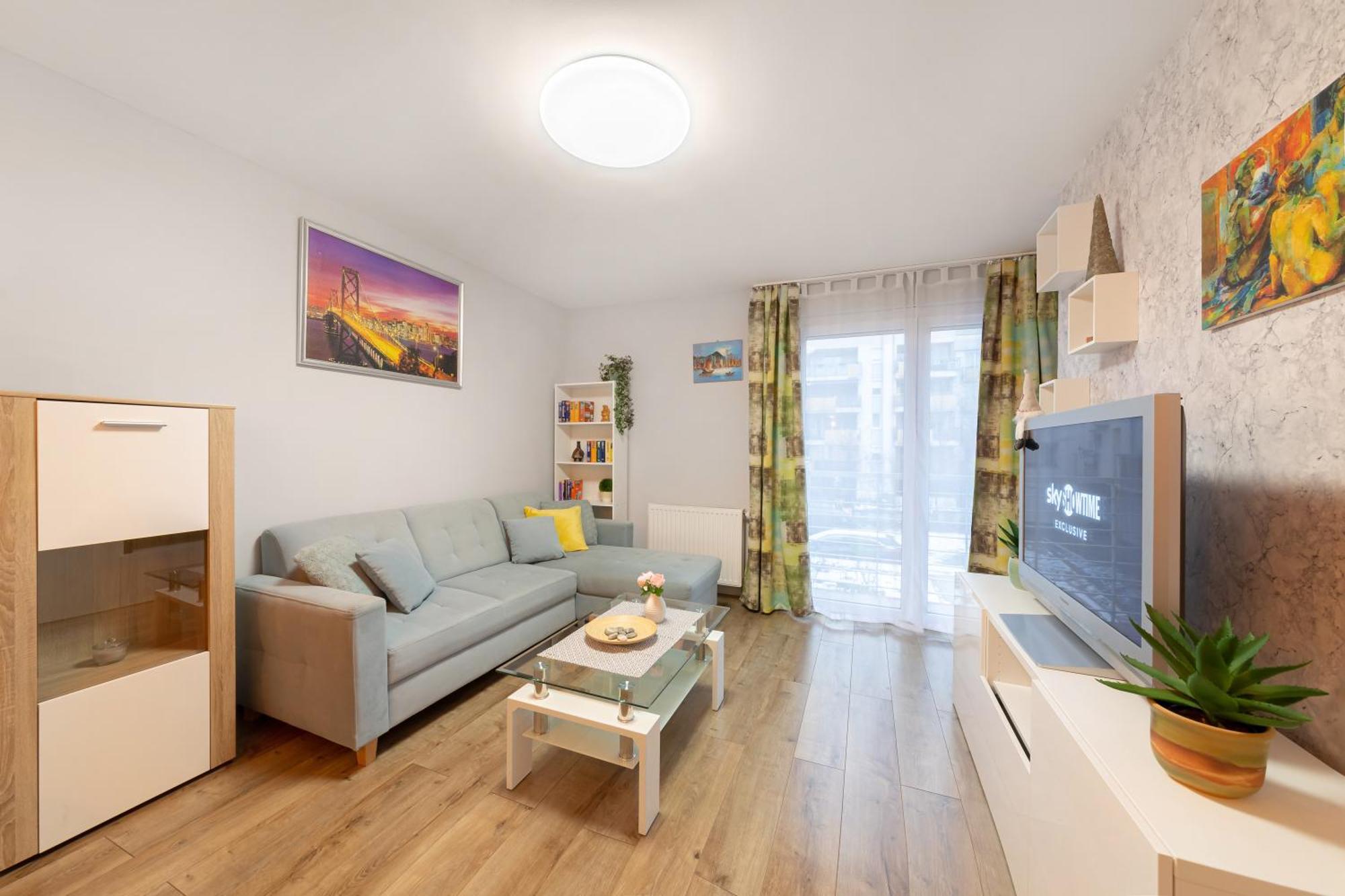 Center Budget Apartment Inside Free Parking Self Check-In Free Streaming Ac Balcony Budapest Luaran gambar